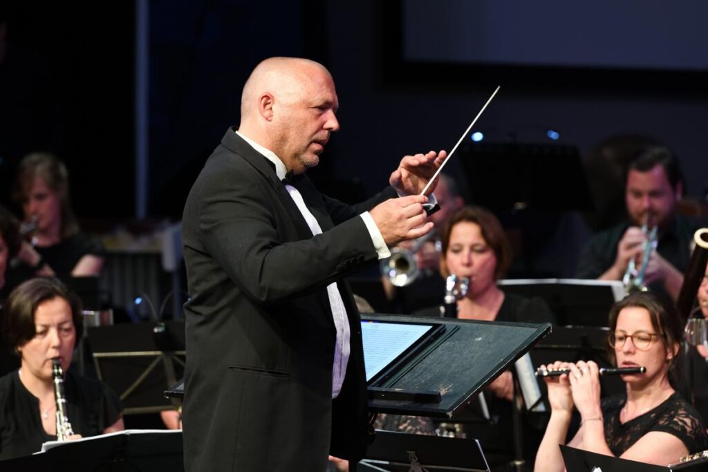 Marc Dufour, dirigent van het Harmonieorkest